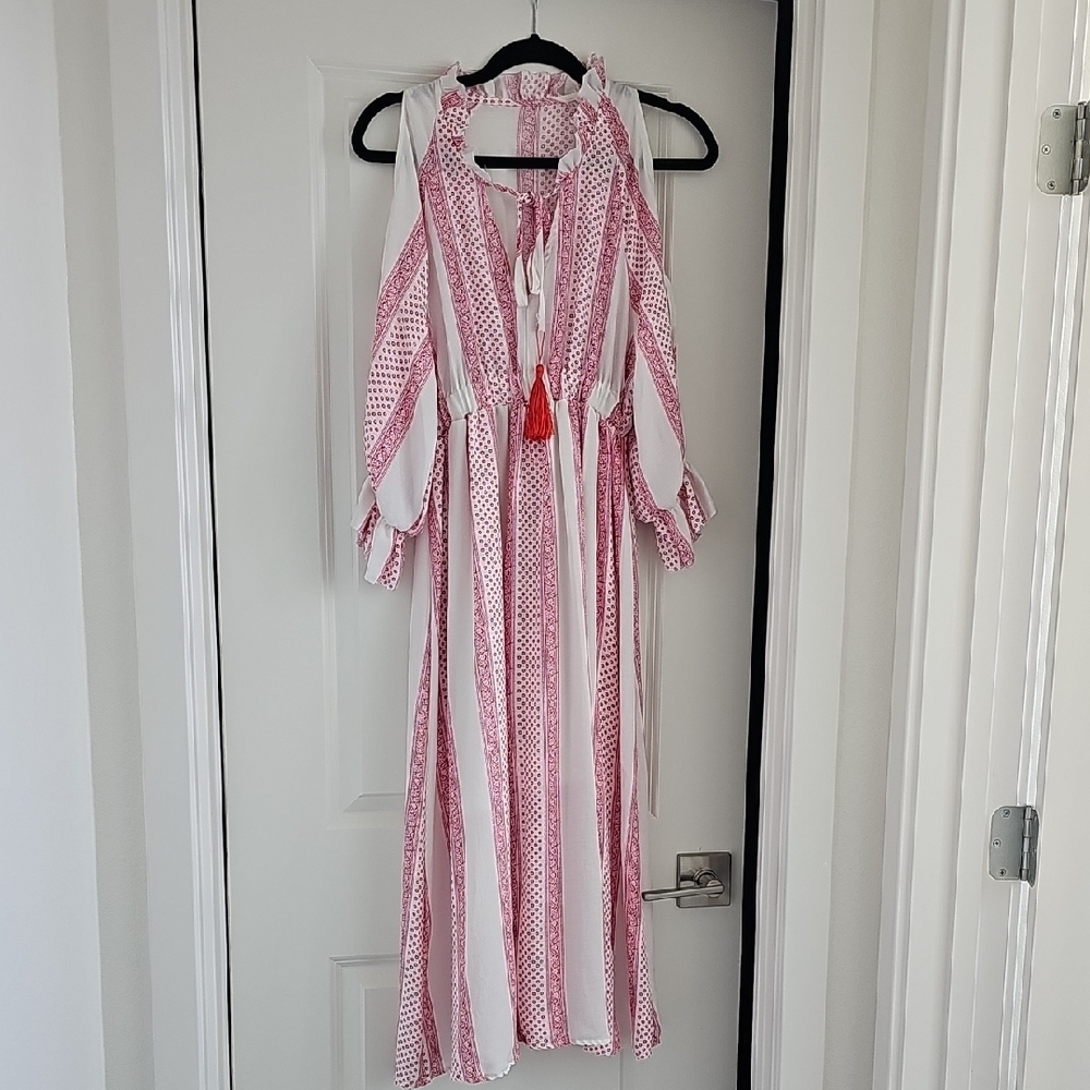 Elegant Pink and White Maxi Dress